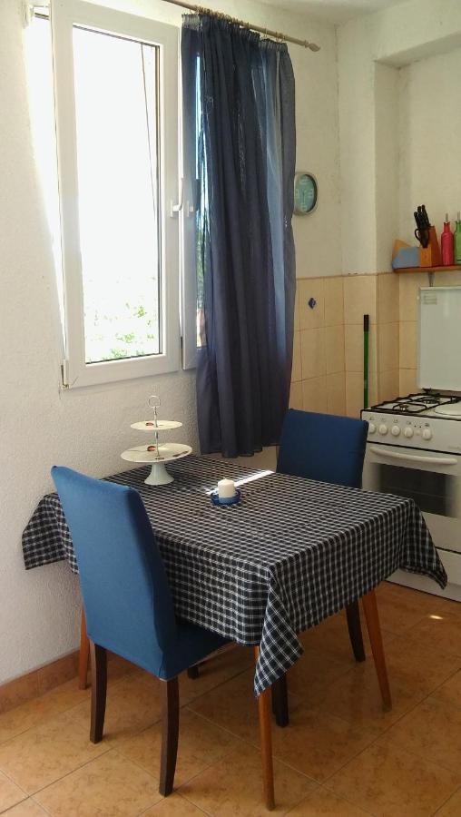 Veldic Apartments Tisno Eksteriør billede