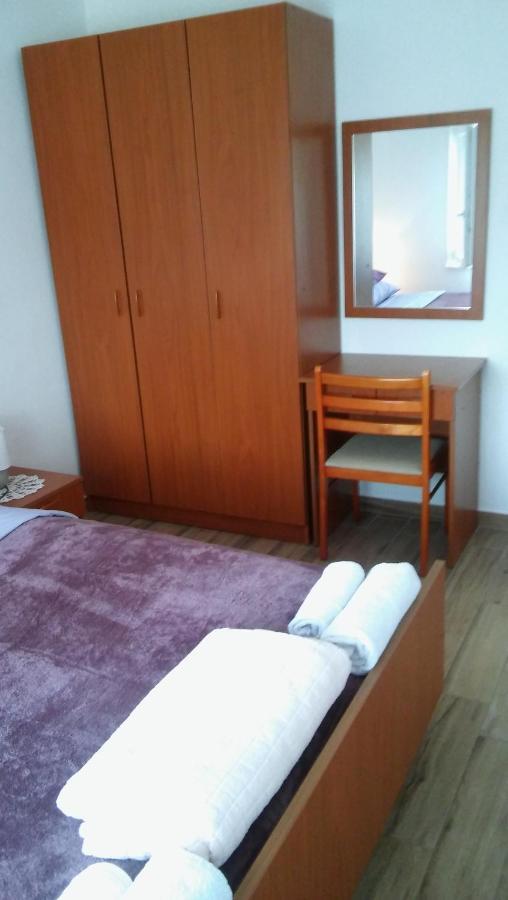 Veldic Apartments Tisno Eksteriør billede